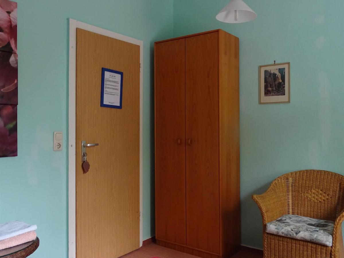 Hotel Gasthof Blaues Haus Bastorf Pokój zdjęcie