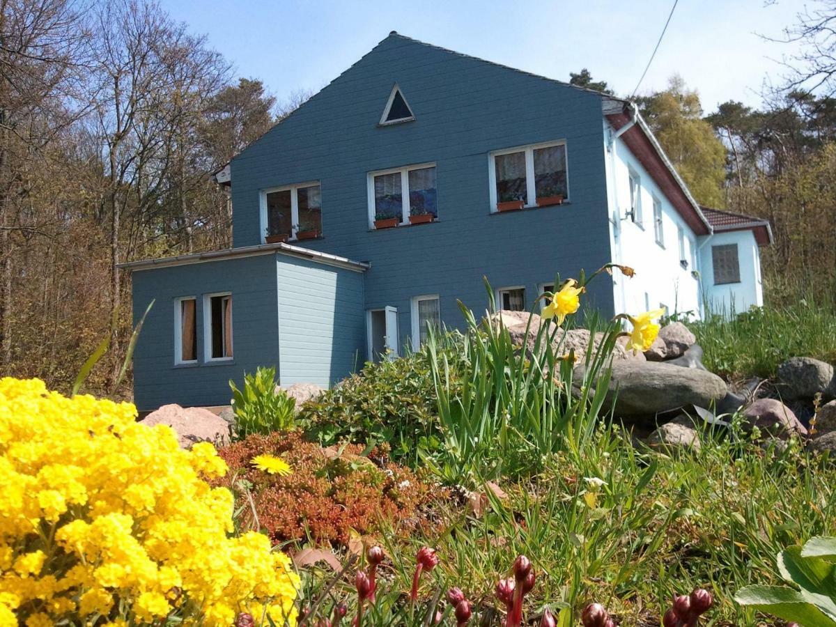 Hotel Gasthof Blaues Haus Bastorf Zewnętrze zdjęcie